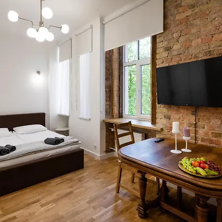 Brivibas House Design In City Center Aparthotel