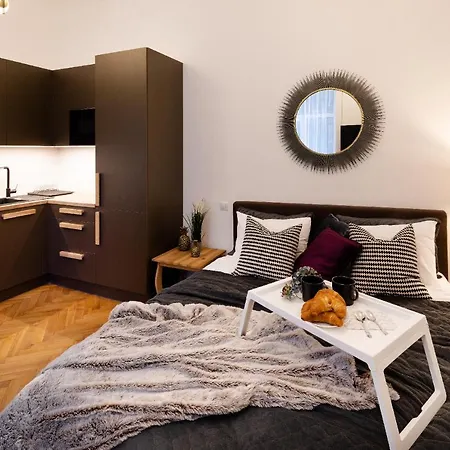 Brivibas House Design In City Center * Riga