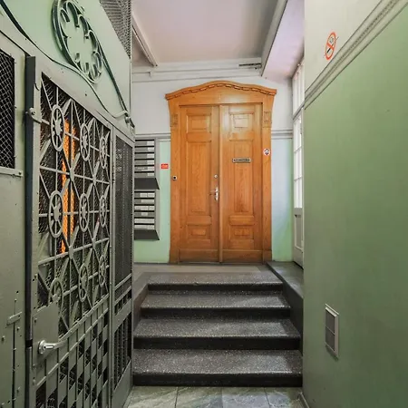 Aparthotel Brivibas House Design In City Center *