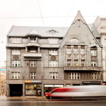Aparthotel Brivibas House Design In City Center Riga