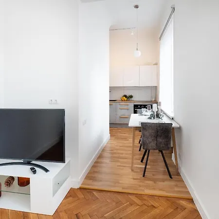 Aparthotel Brivibas House Design In City Center *
