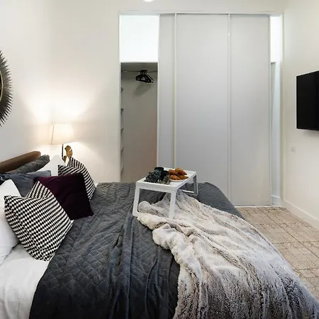 Brivibas House Design In City Center * Riga