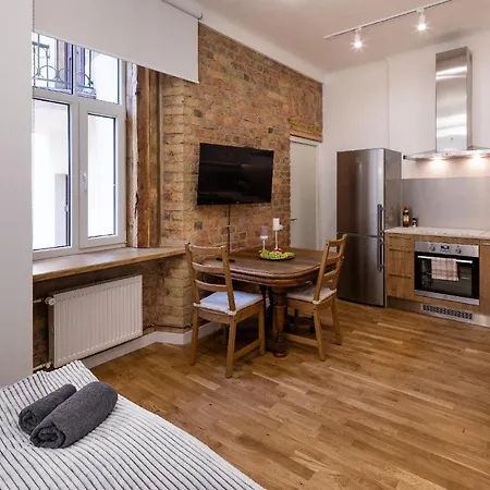 Brivibas House Design In City Center Aparthotel Riga