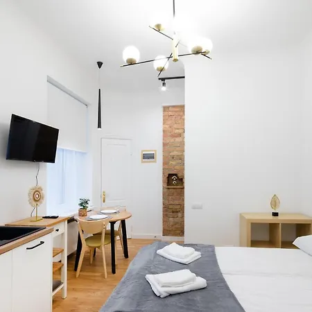 Aparthotel Brivibas House Design In City Center *