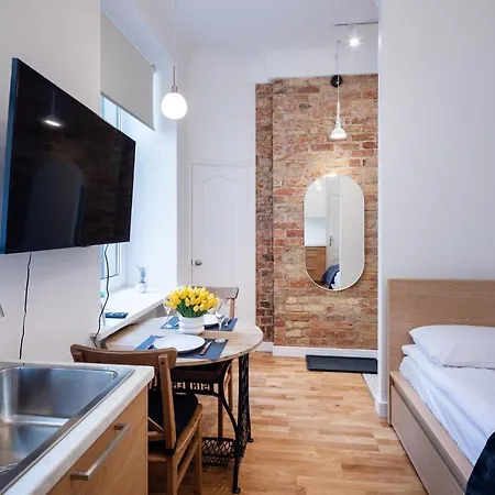 Brivibas House Design In City Center Aparthotel